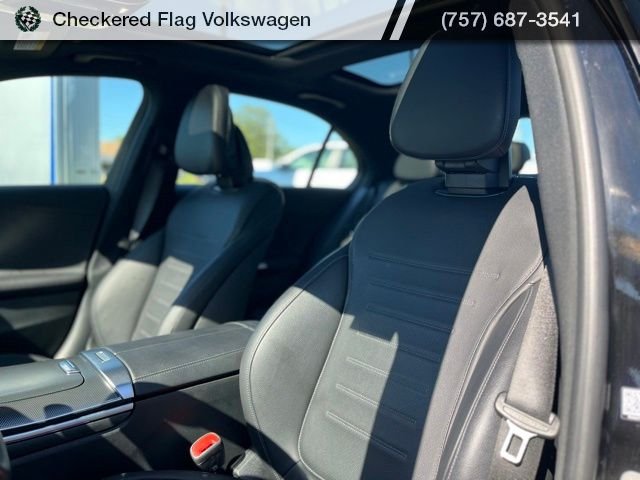 Used 2024 Obsidian Black Metallic Mercedes-Benz C 300 4MATIC® image 18