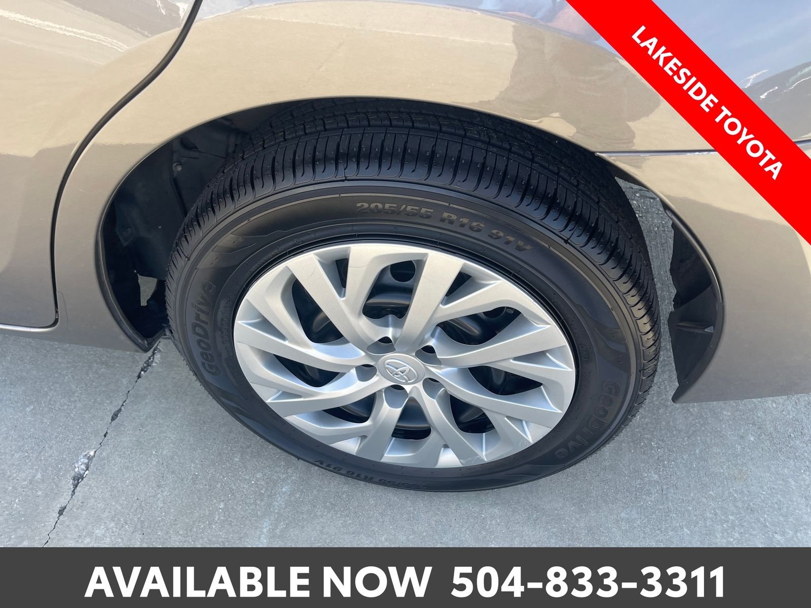 Certified Used 2018 Gray Toyota LE image 14