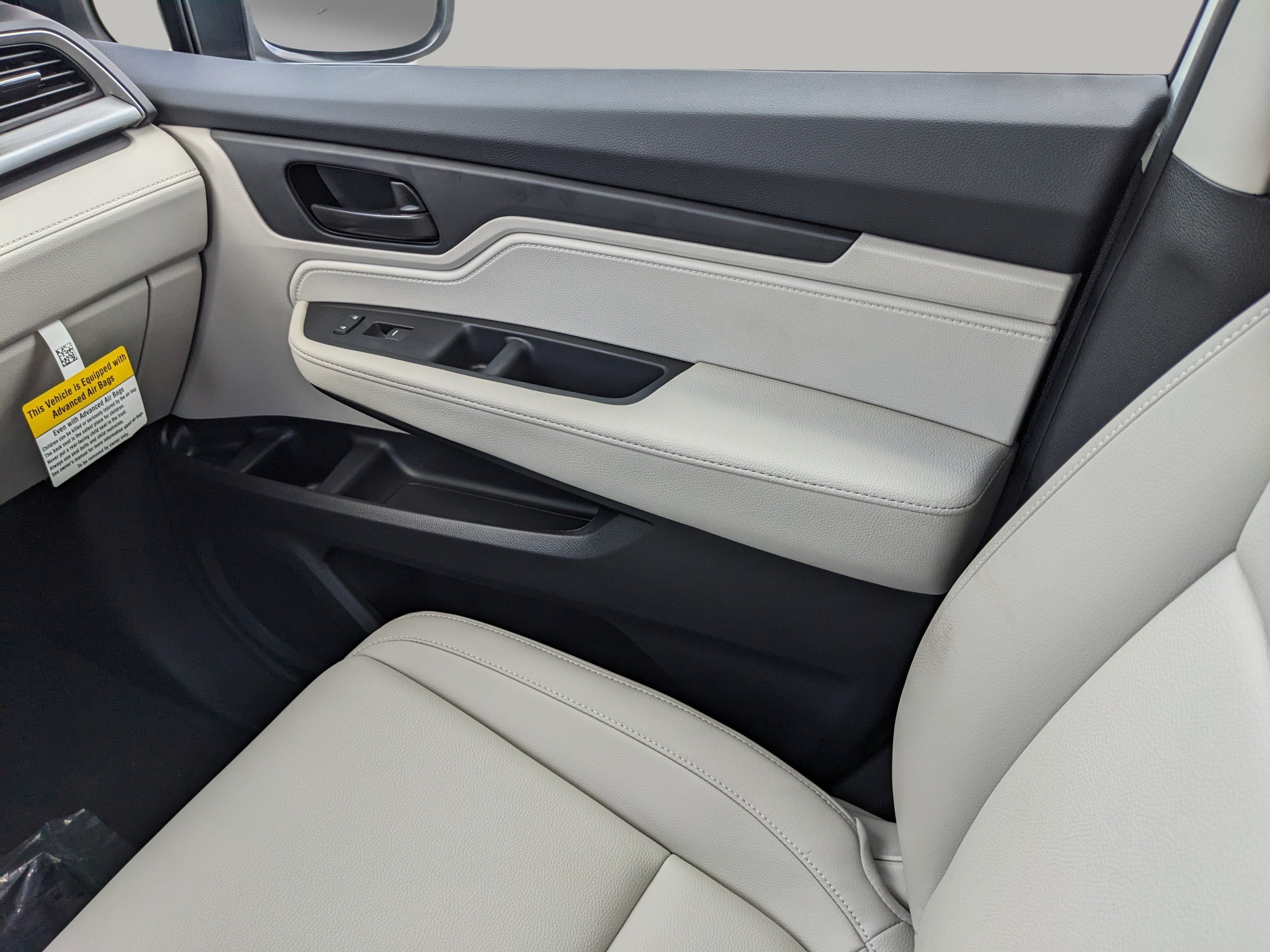 New 2027 Platinum White Pearl Honda EX-L image 16