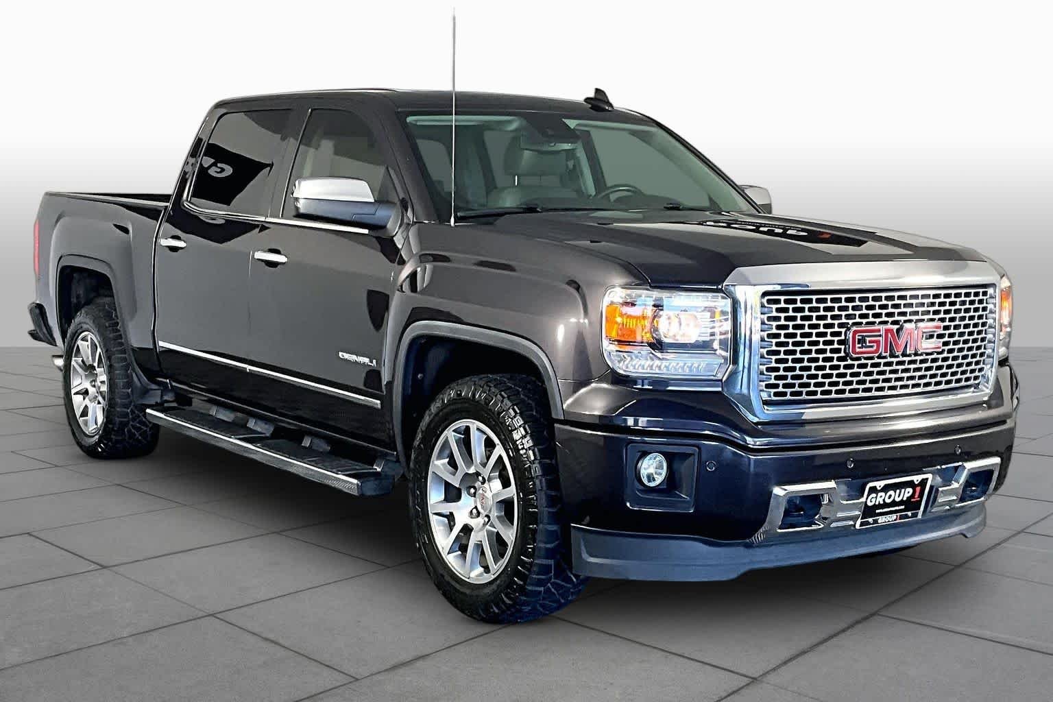 Used 2015 IRIDIUM METALLIC GMC Denali image 3
