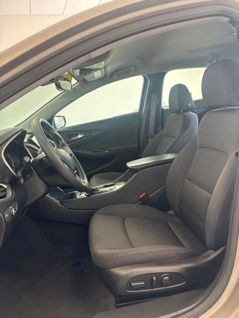 2025 Chevrolet Malibu 1LT - Photo 10