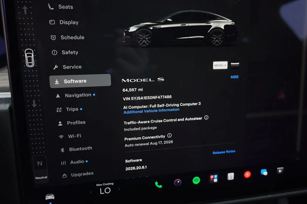 Used 2022 Black Tesla Base image 19