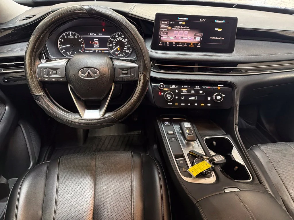 Used 2024 Mineral Black INFINITI PURE image 16
