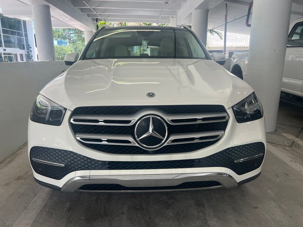 Used 2022 White Mercedes-Benz GLE 350 image 2
