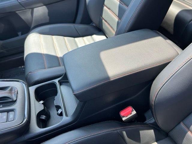 Certified Used 2025 Platinum White Pearl Honda Sport-L image 17