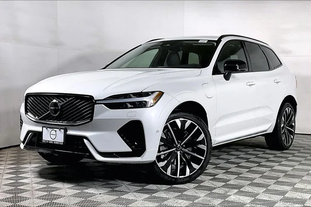 2026 Volvo XC60 Plug-In Hybrid T8 Ultra