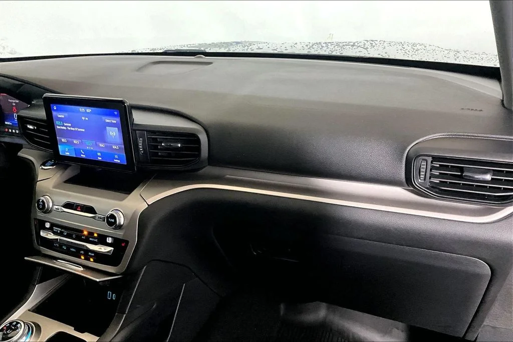 Used 2021 Silver Metallic Ford XLT image 12