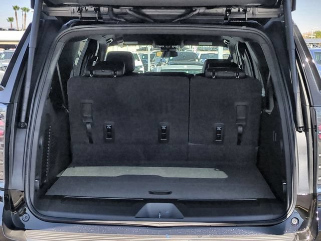 2026 Chevrolet Suburban LT - Photo 27