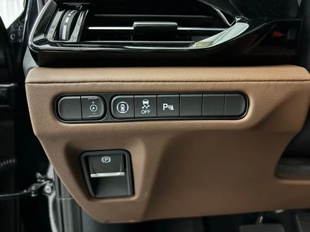 New 2026 Majestic Black Pearl Acura Technology Package image 31