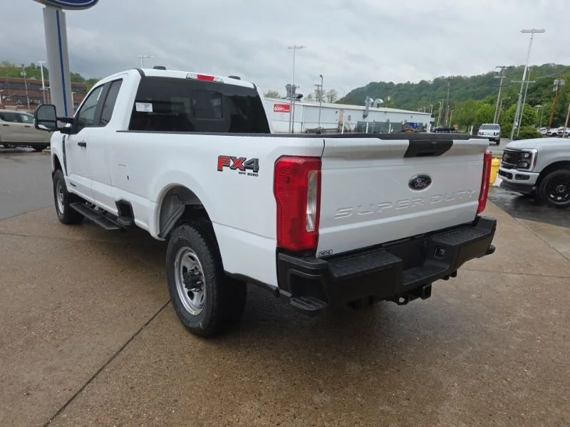 New 2026 Oxford White Ford F-350® XL image 5