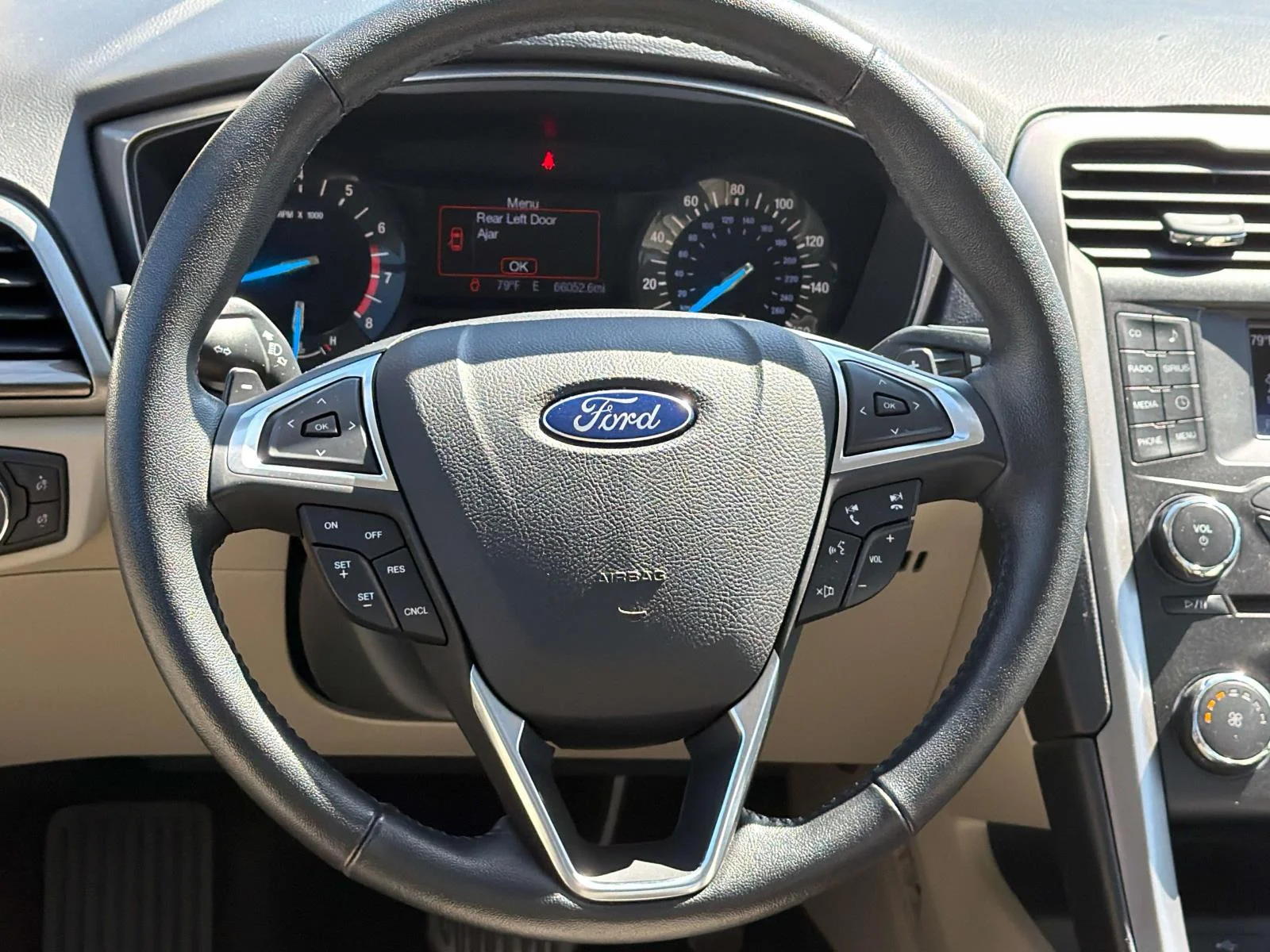 Used 2017 Shadow Black Ford SE image 12