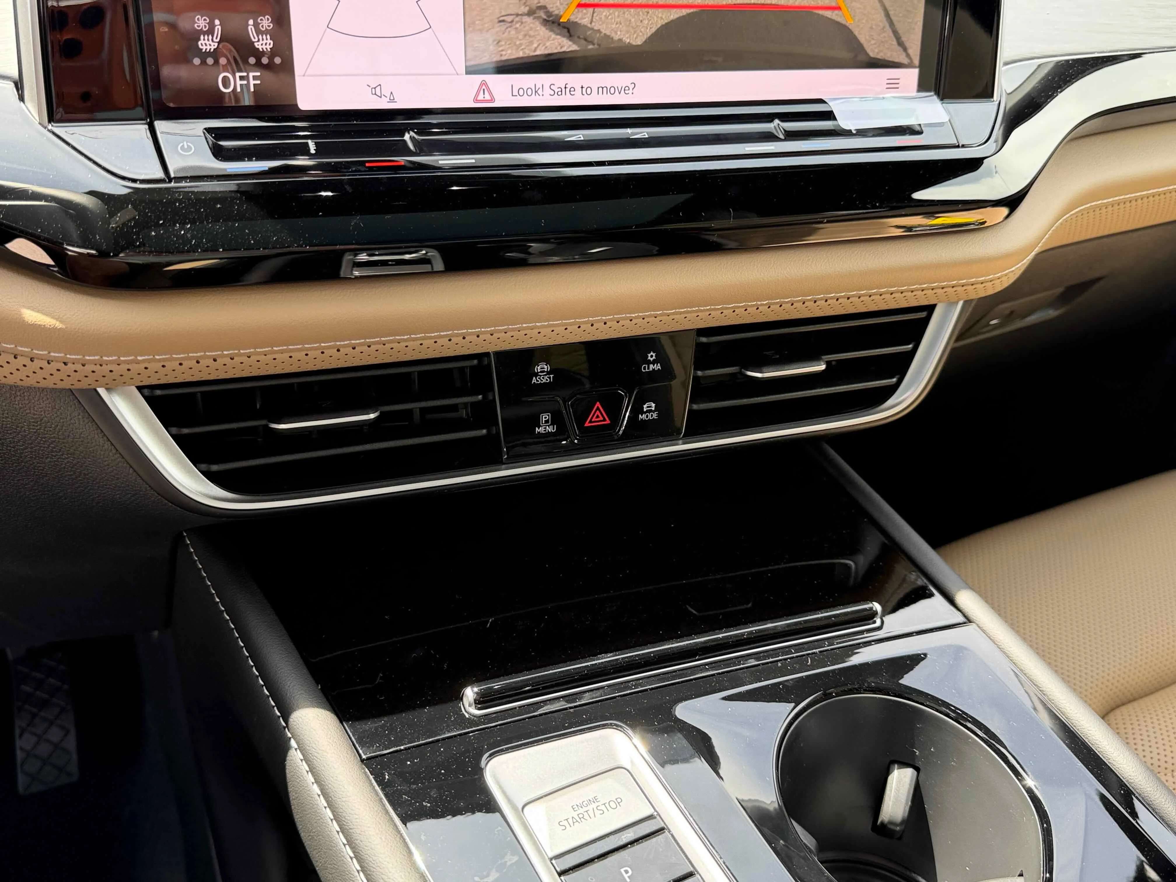 New 2026 Deep Black Volkswagen 2.0T SE w/Technology image 23