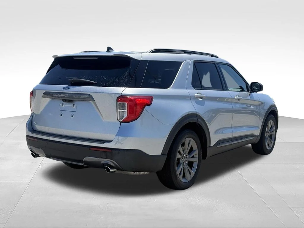 Used 2021 Silver Ford XLT image 22