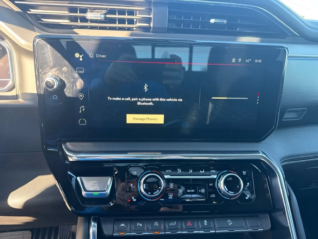 Used 2025 Onyx Black GMC Denali image 14