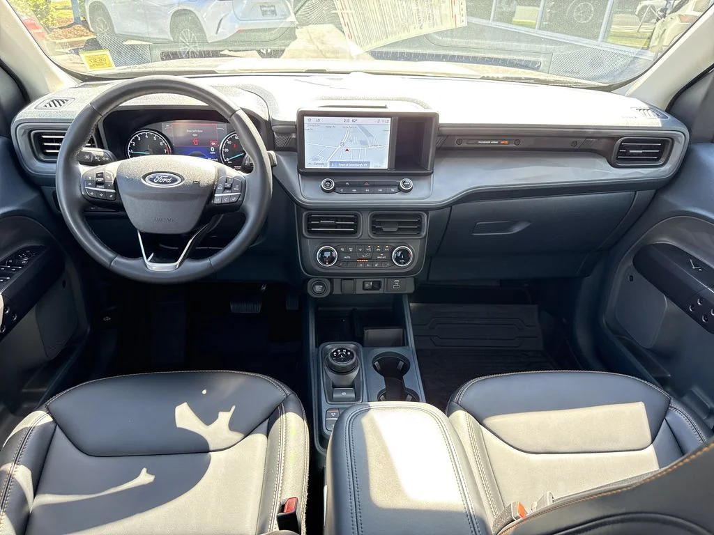 Used 2023 White Ford Lariat image 12