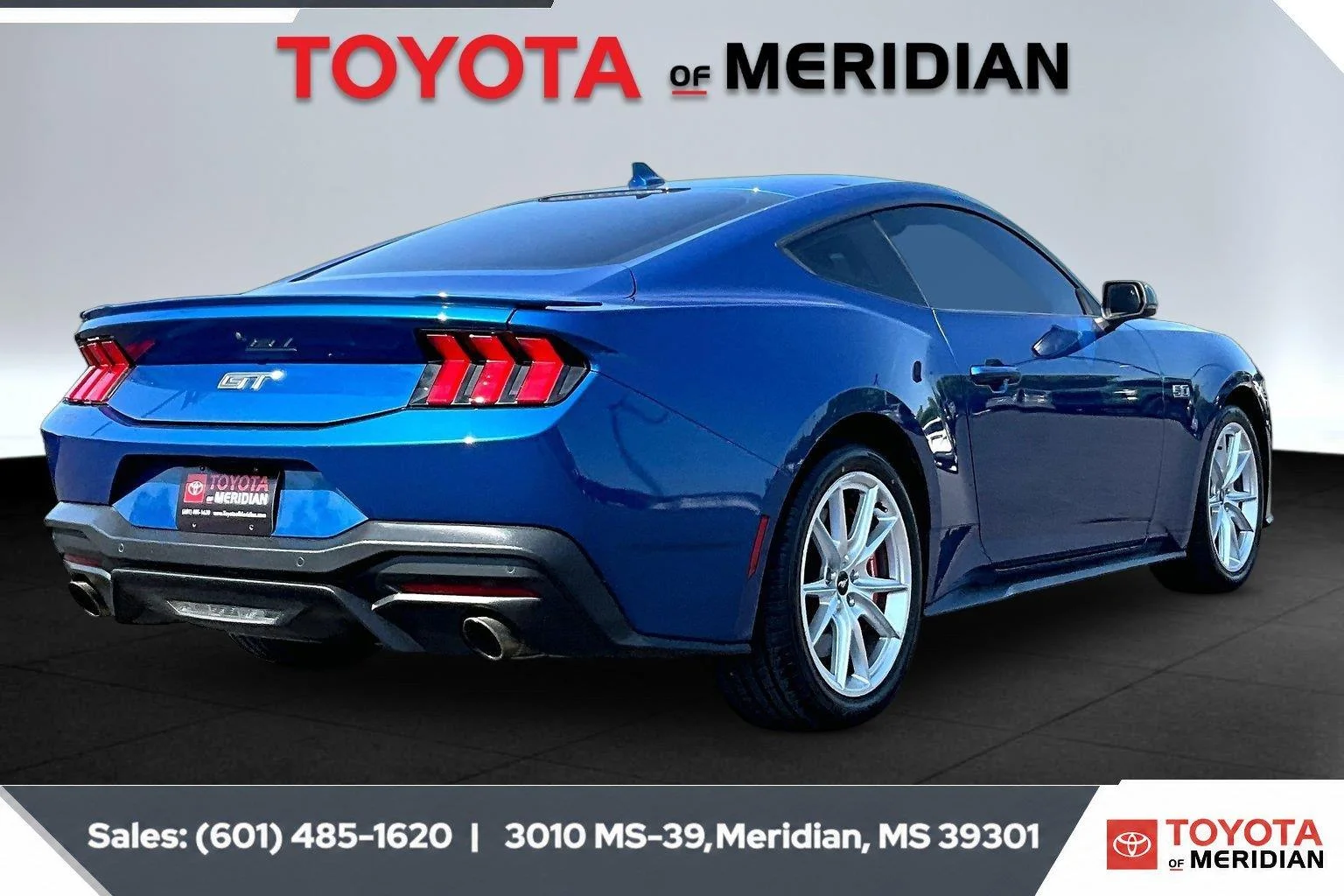 Used 2024 Atlas Blue Ford GT Premium image 11