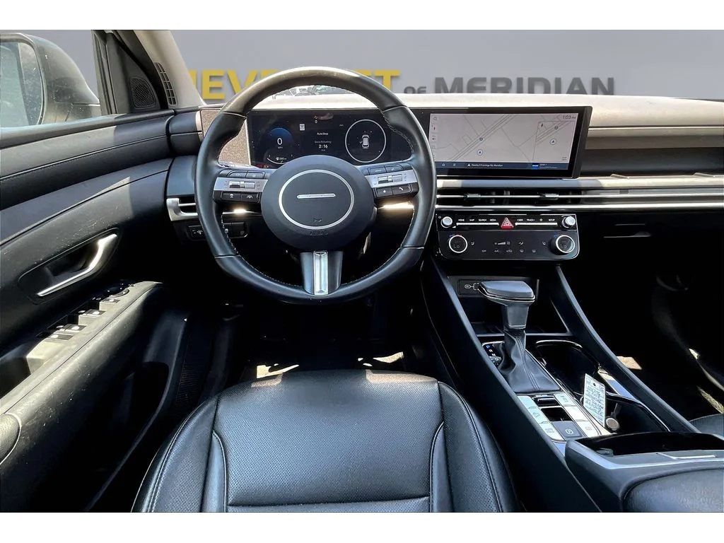 Used 2025  Hyundai SEL Convenience image 5