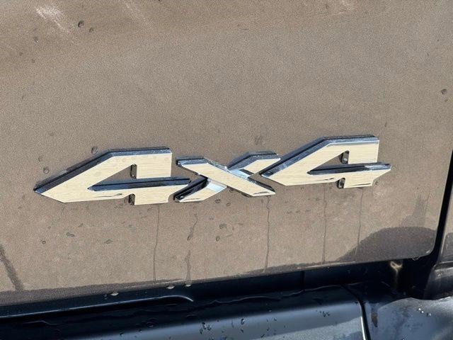 New 2026 Granite Crystal Metallic Clearcoat RAM Big Horn image 36