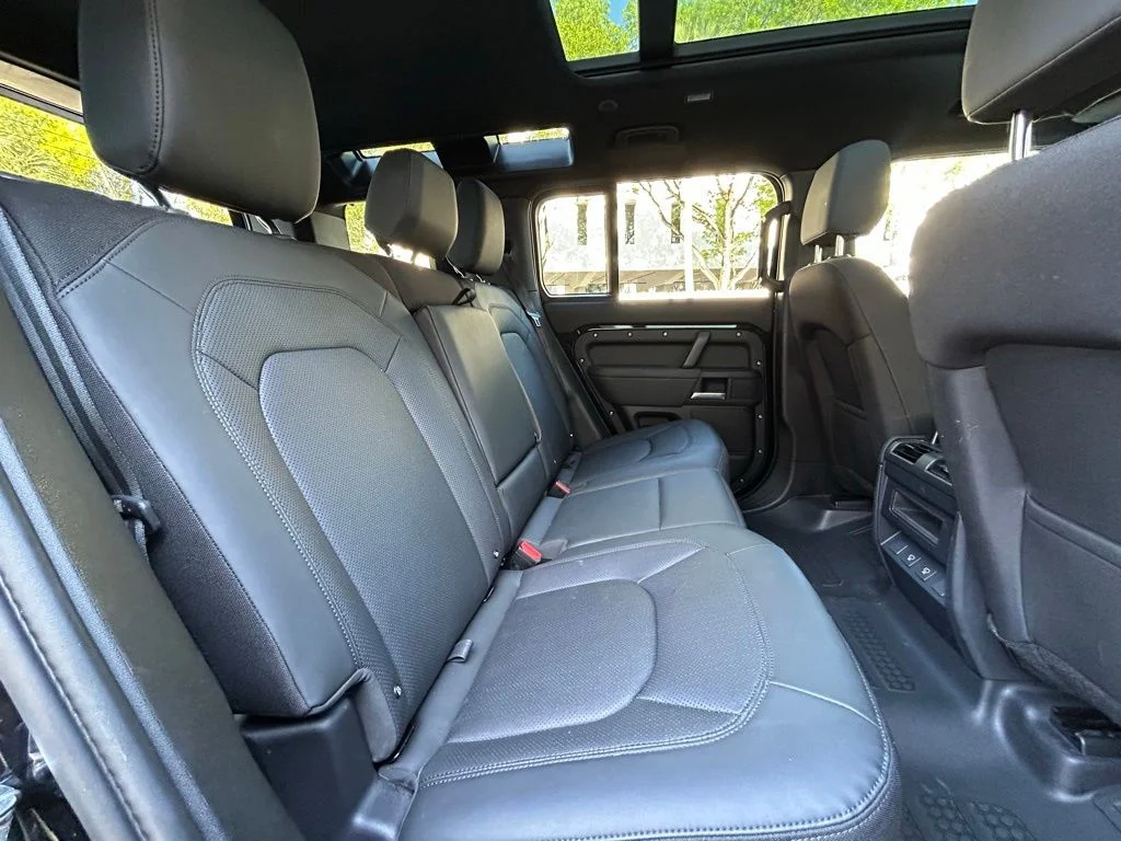 Used 2025 Black Land Rover S image 47