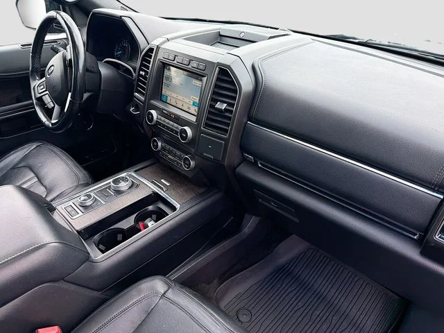 Used 2018 Black Ford Limited image 30
