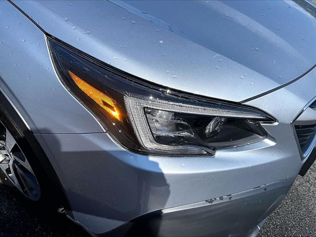 Used 2021 Ice Silver Metallic Subaru Premium image 30