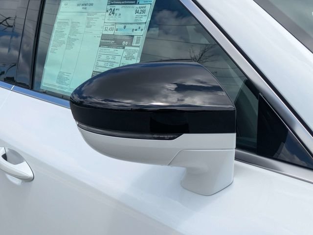 New 2027 RADIANT WHITE INFINITI Pure FWD image 10