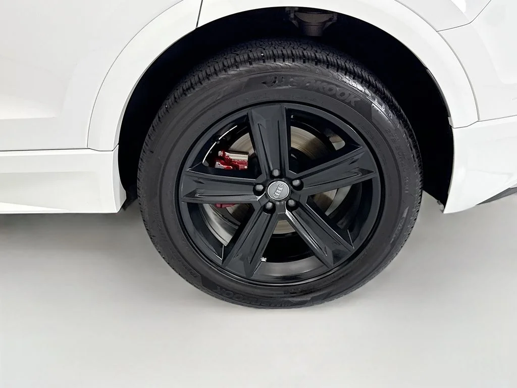 Used 2019 White Audi 3.0T Premium image 30