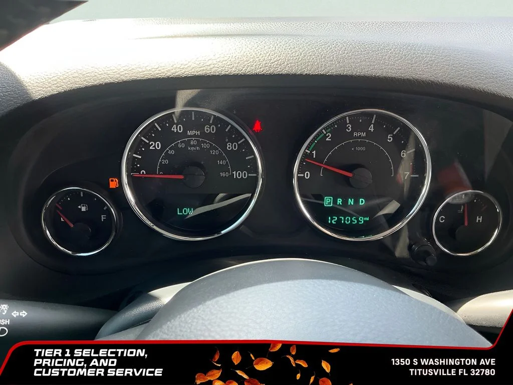 Used 2018 Gray Jeep Unlimited Sahara image 19