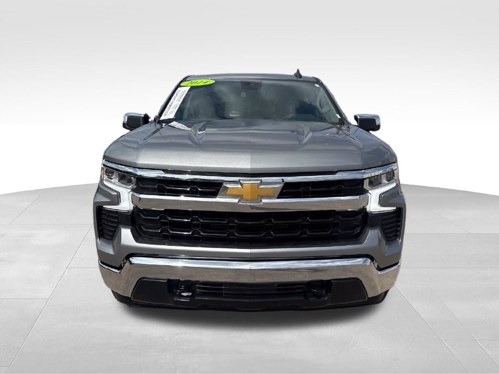 Used 2024 Gray Chevrolet LT image 8
