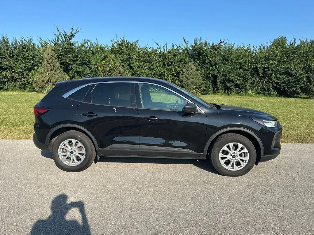 Used 2024 Black Ford Active image 4