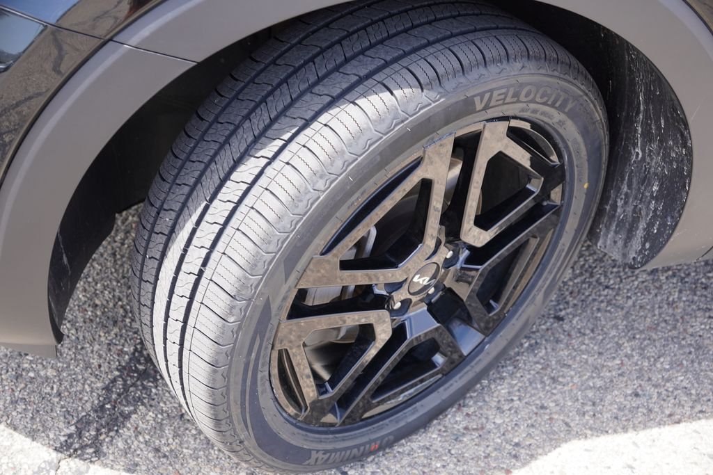 Used 2023 Ebony Black Kia SX-Prestige X-Line image 13