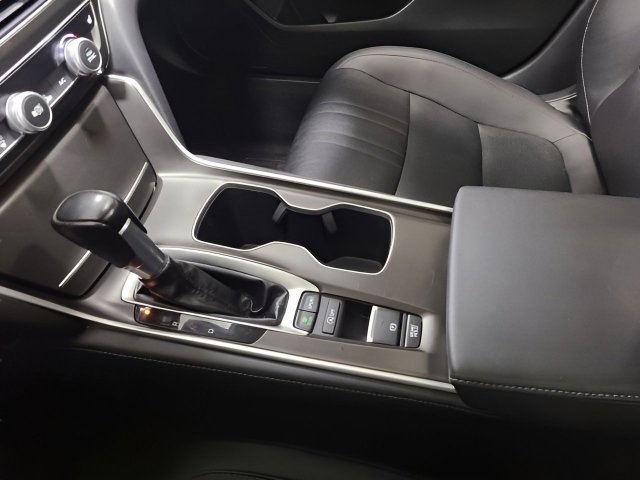 Used 2022 Still Night Pearl Honda Sport SE image 33