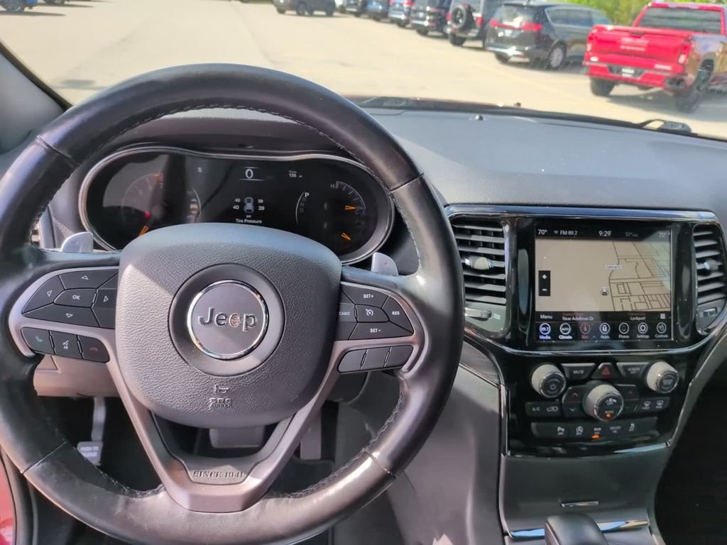 Used 2020 Red Jeep Limited X image 30