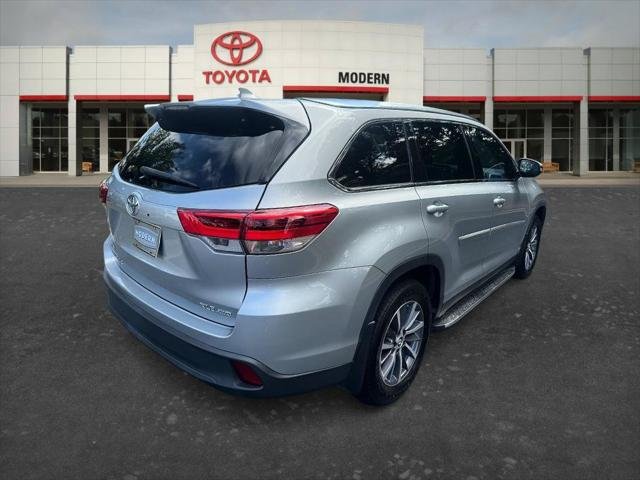 Certified Used 2019 CELESTIAL SILVER METALLIC Toyota  image 5