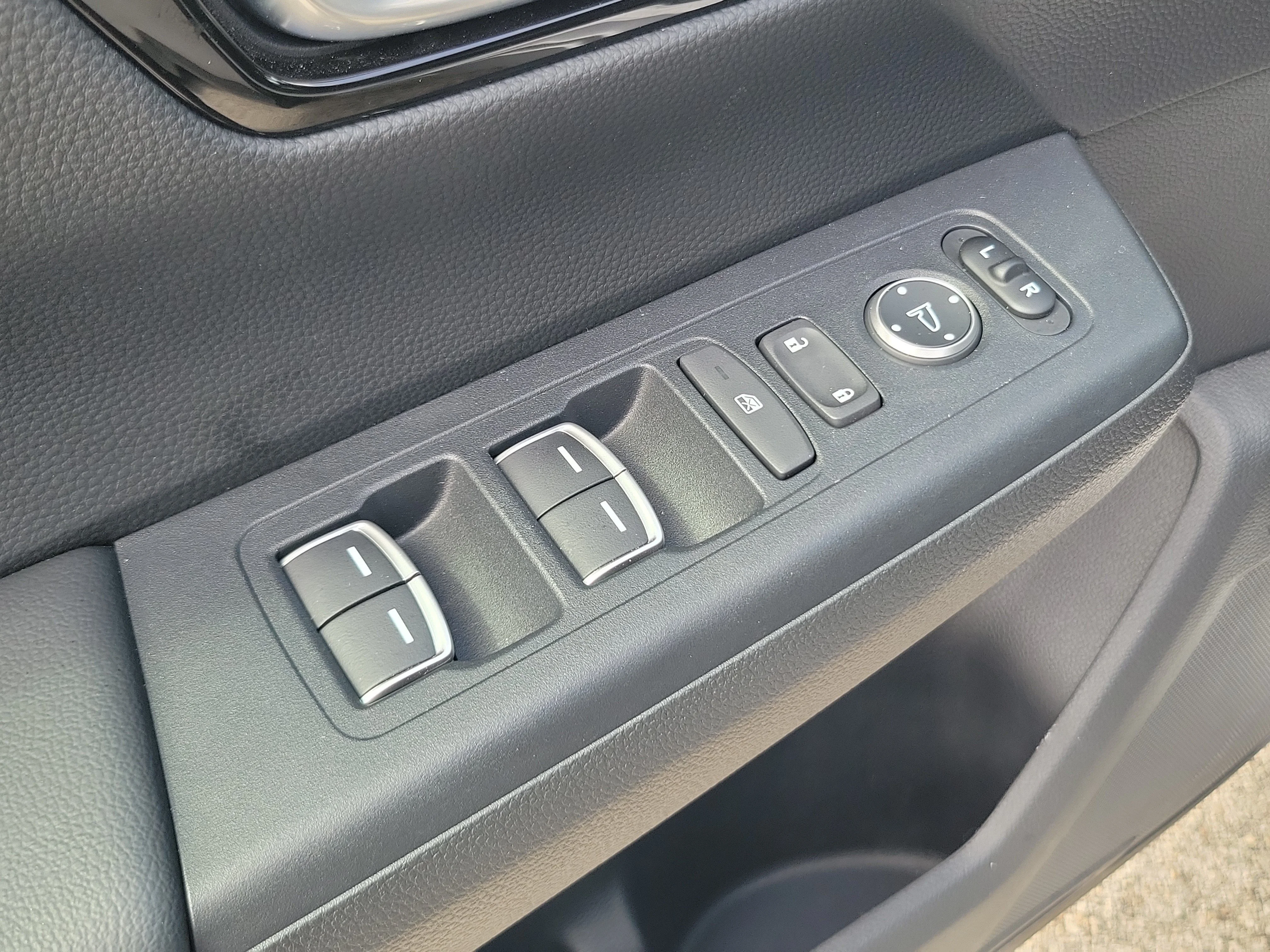 2024 Honda CR-V EX-L - Photo 16