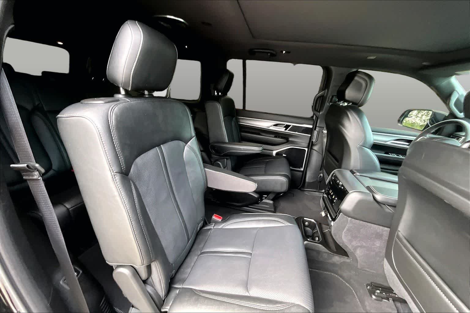 Used 2026 High Gloss Black Jeep Limited Reserve image 19