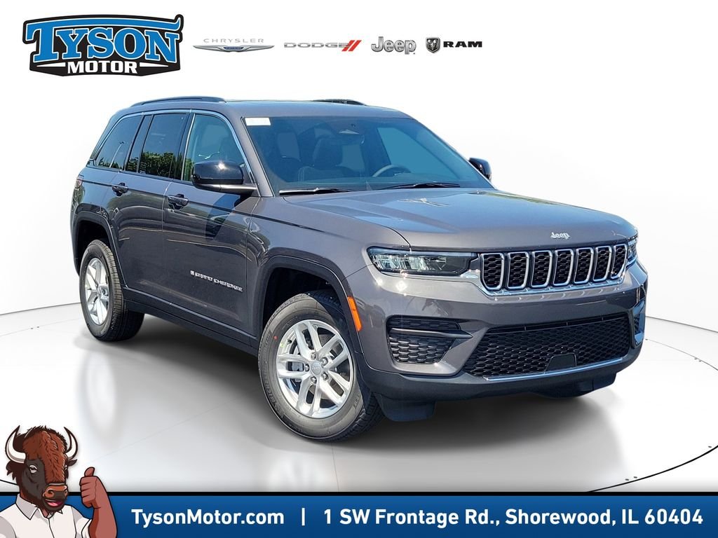 New 2026 Baltic Gray Metallic Clear-Coat Exterior Paint Jeep Laredo X image 1