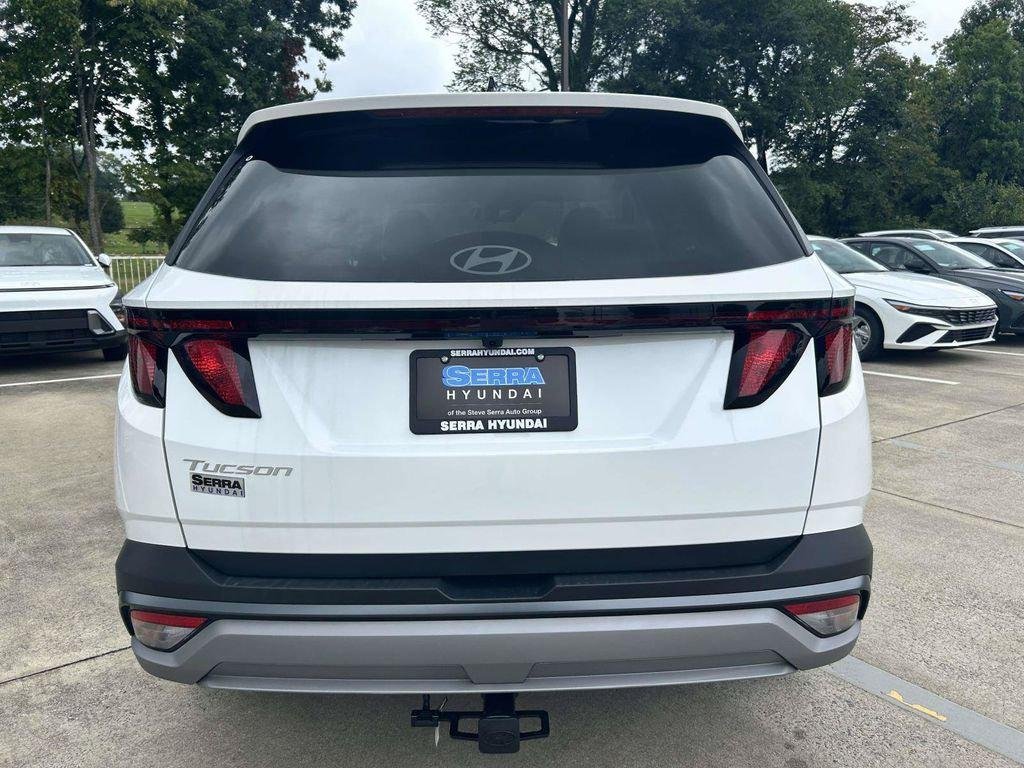 New 2026 White Hyundai SEL Plus FWD image 29