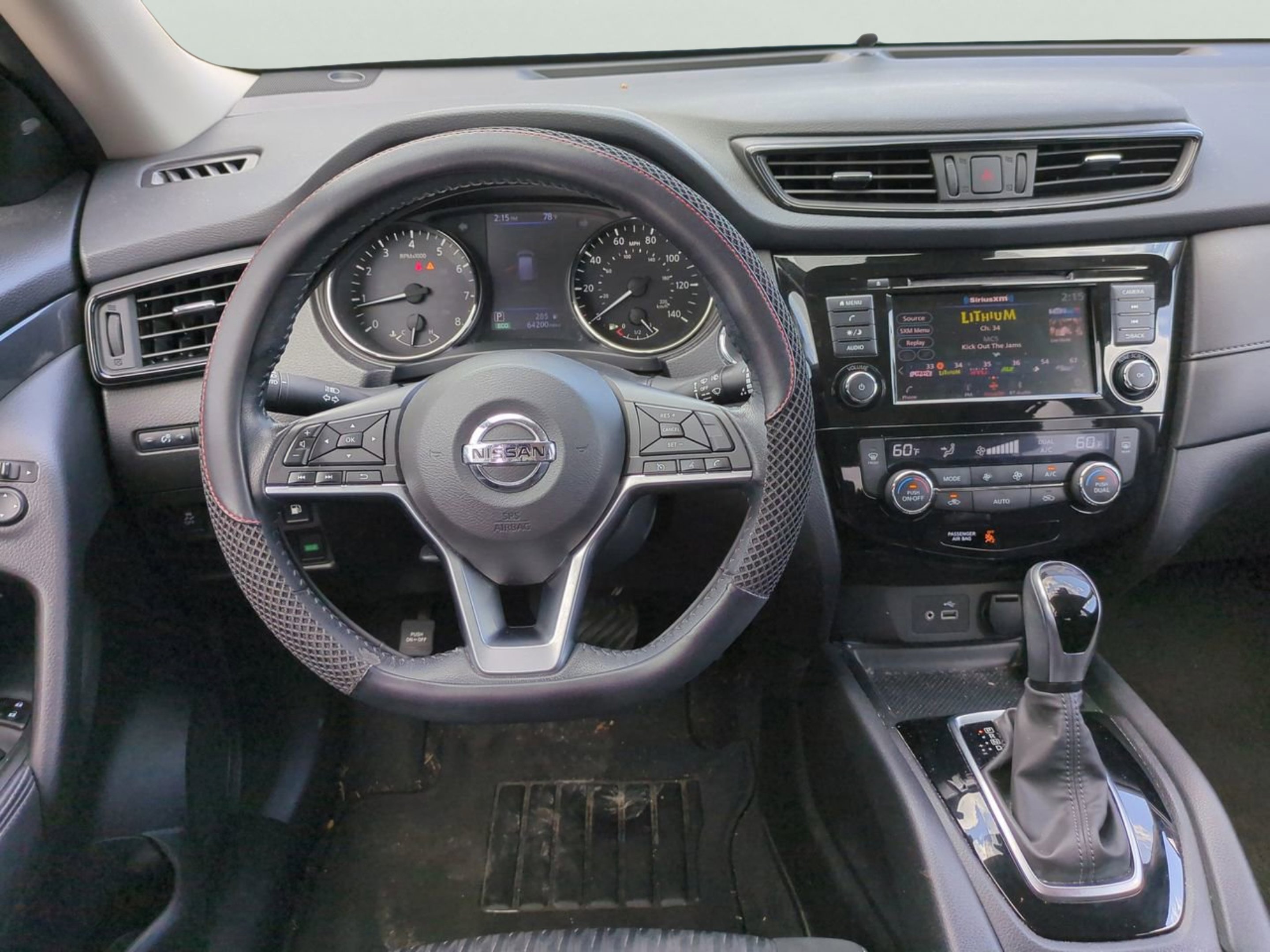 Used 2020 Caspian Blue Metallic Nissan SV image 18