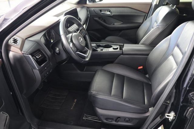 Used 2023 Black Nissan SL image 20
