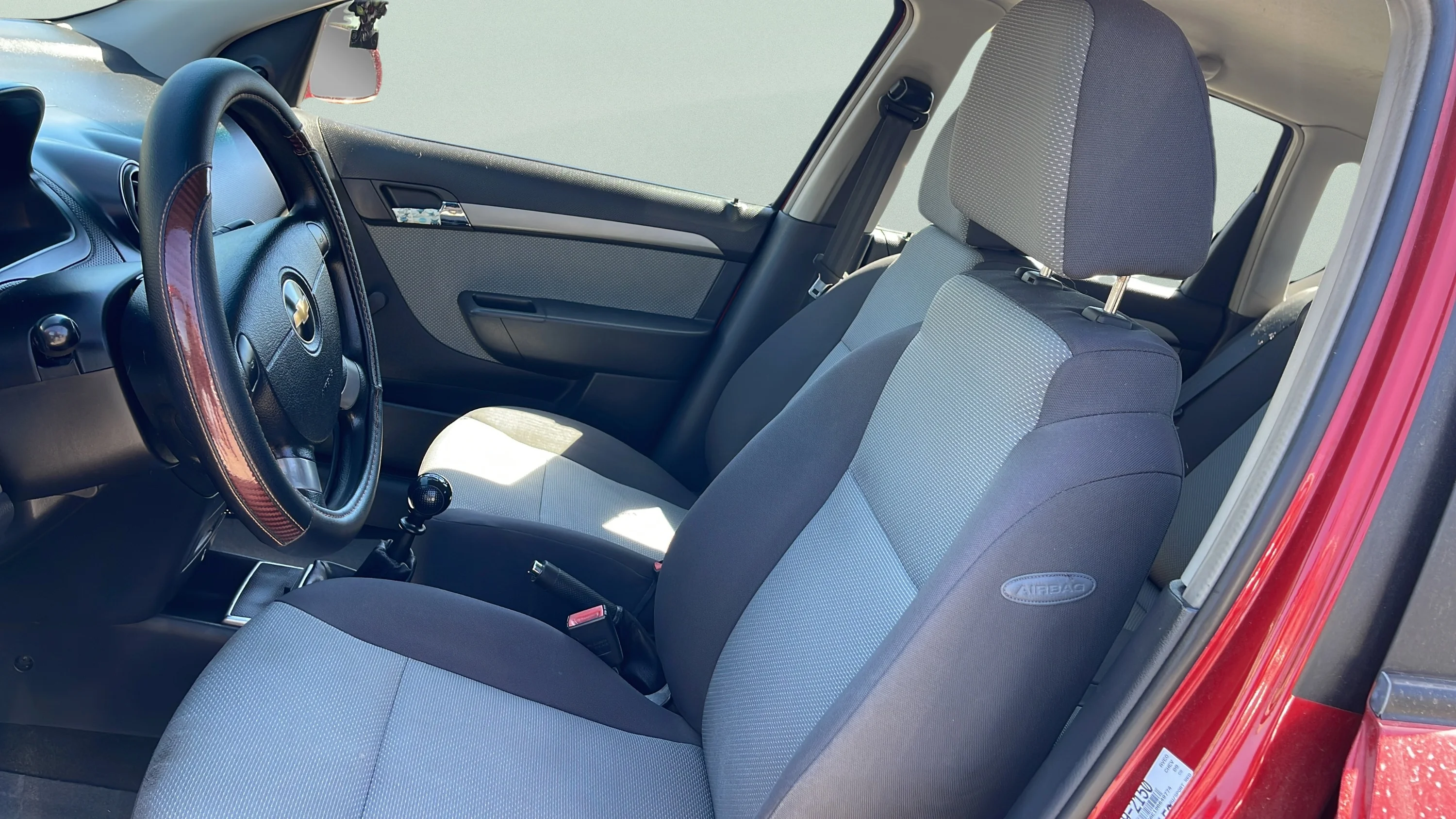 Used 2009 Red Chevrolet  image 10