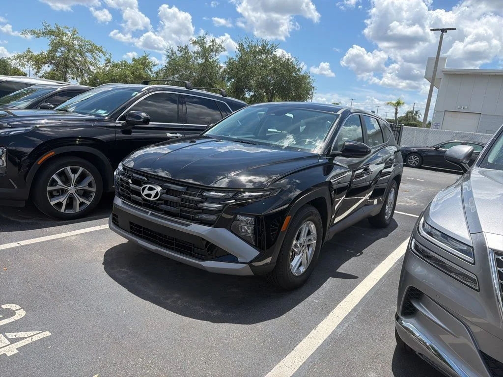 2026 Hyundai Tucson SE FWD's photo