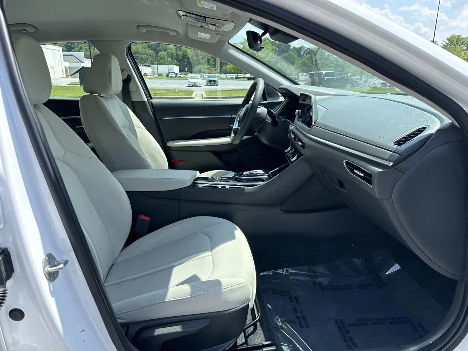 Used 2023 Serenity White Hyundai SEL image 27