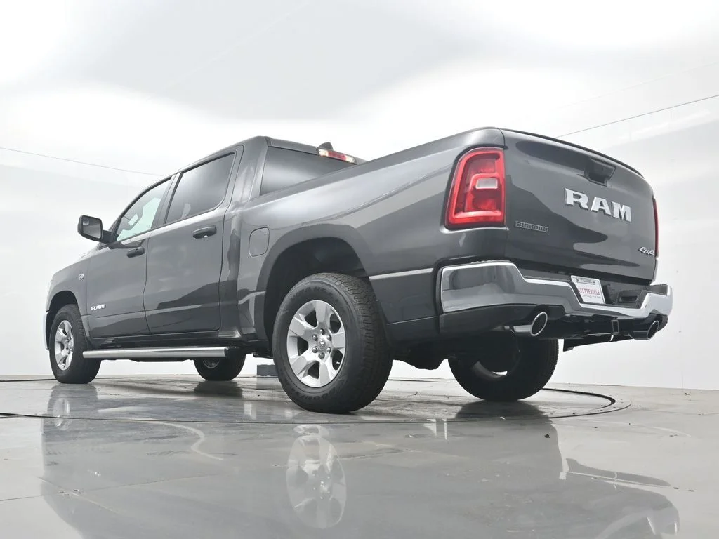 New 2026 Granite Crystal Metallic Clearcoat RAM Big Horn/Lone Star image 39