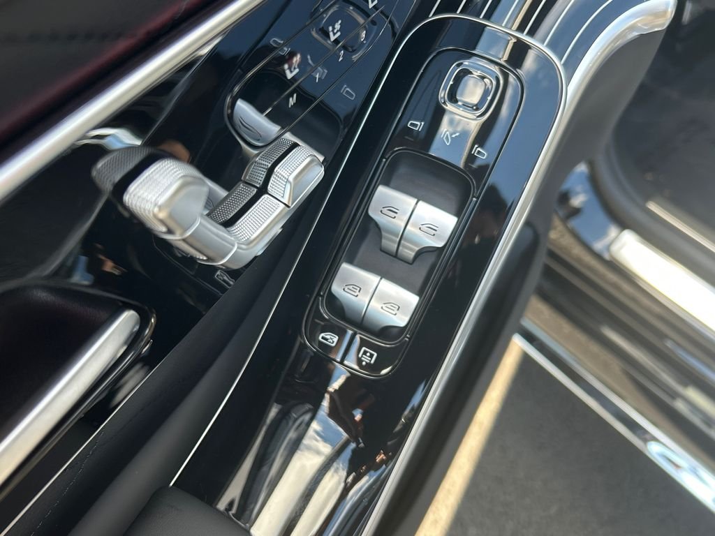 New 2026 Black Mercedes-Benz S580 image 12