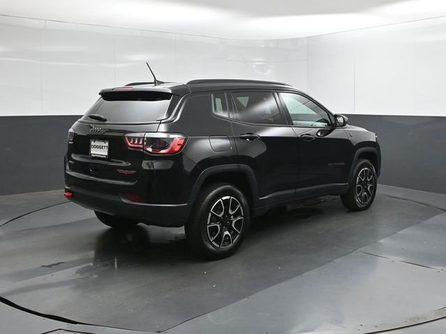Used 2024 Black Jeep Trailhawk image 8