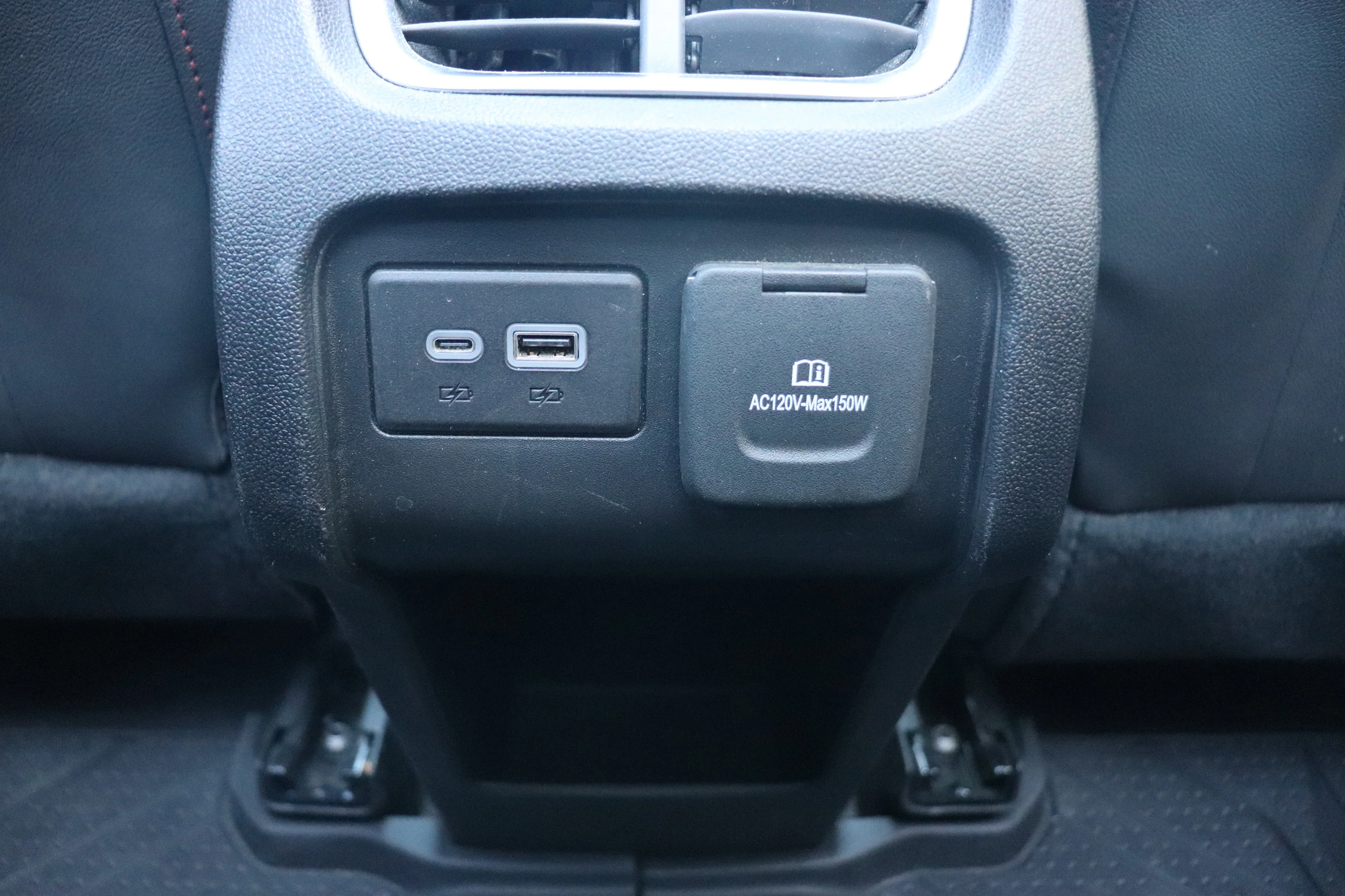 Used 2025  Chevrolet RS image 16