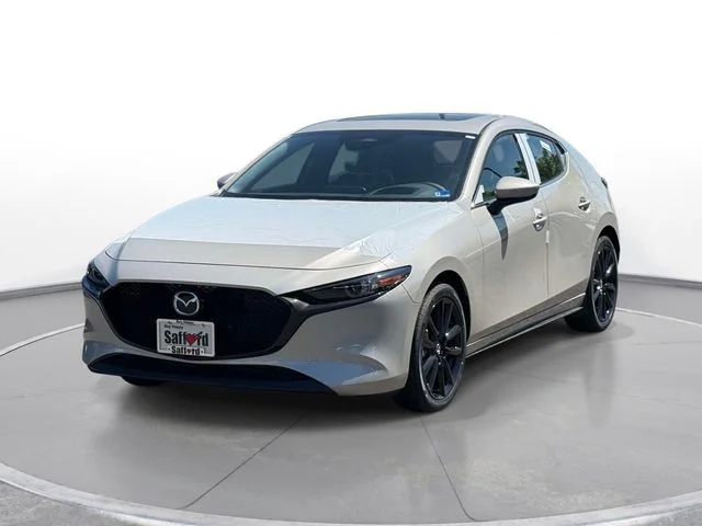 2026 Mazda CX-3 Premium MT 5-Door SKYACTIV's photo