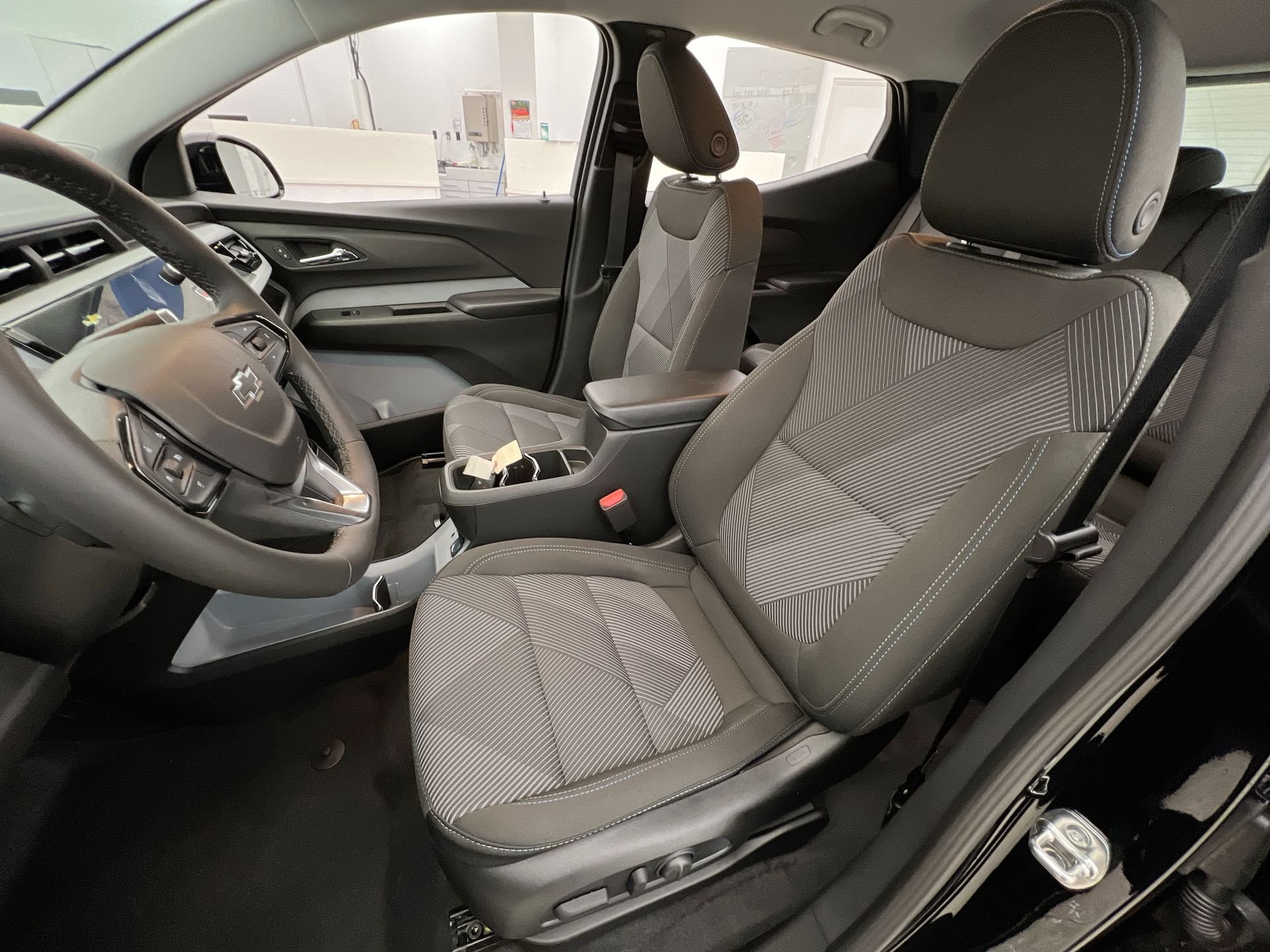 2027 Chevrolet Bolt LT - Photo 63