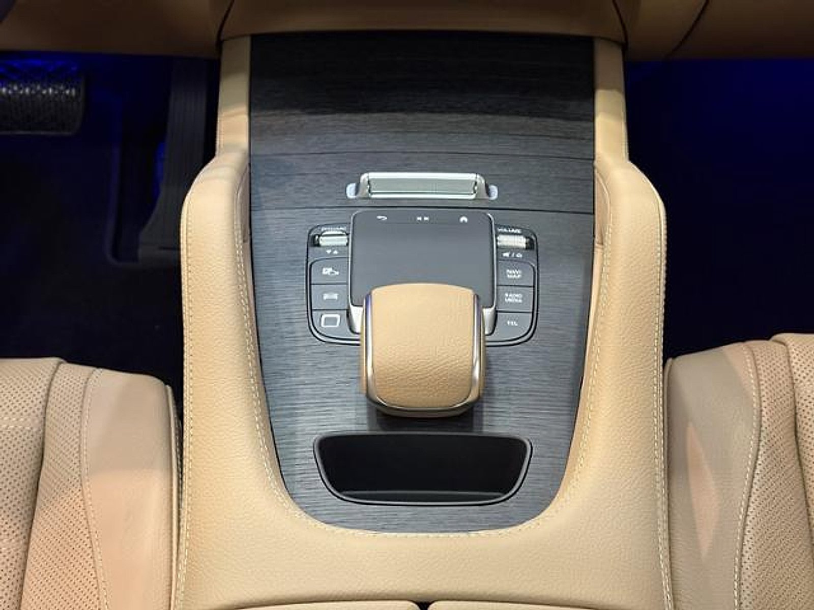 New 2026 Obsidian Black Metallic Mercedes-Benz  image 45